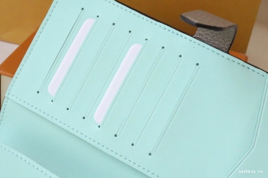 WIS WALLET LOUIS VERTICAL VUITTON 0127